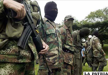 FARC cumple acuerdo dejando de lado las armas