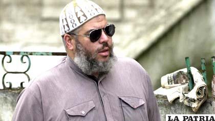 El clérigo radical Abu Hamza