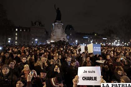 Hecho sangriento contra el semanario “Charlie Hebdo” provoca protestas