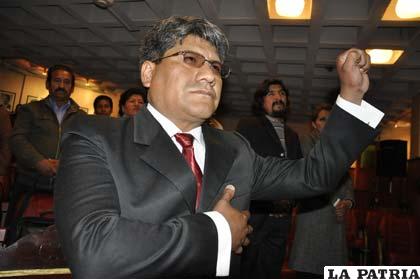 Juan José Ramírez Suarez, juró como alcalde de Oruro