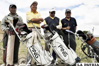 Golfistas orureños que intervienen en los torneos locales