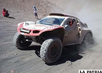 Marco Bulacia en plena competencia