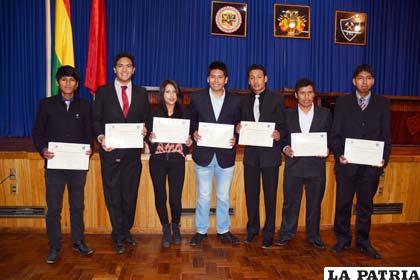 Estudiantes tienen el deseo de intercambiar los conocimientos que adquirieron en otros países 