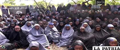 Niñas secuestradas en abril del año pasado por Boko Haram