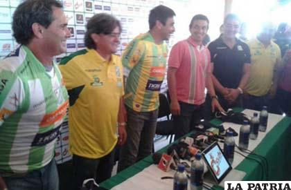 Durante la presentación de Basualdo