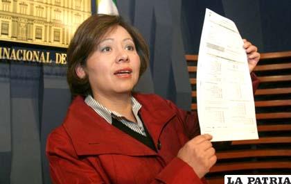 La ministra de Planificación del Desarrollo, Viviana Caro