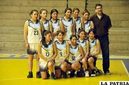 Las integrantes de CAN con el objetivo de ascender