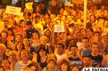 Miles de argentinos marcharon pidiendo esclarecimiento del caso Nisman