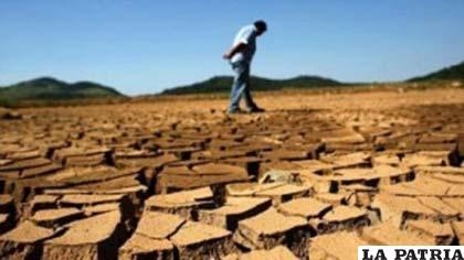 Represa Jaguarí en Brasil afectada por la sequía
