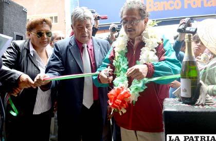 El candidato a la Alcaldía, Edgar Bazán, inauguró otra casa de campaña del Mcfsa