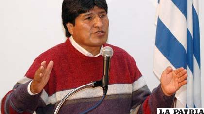Evo Morales a inicios de su primer mandato