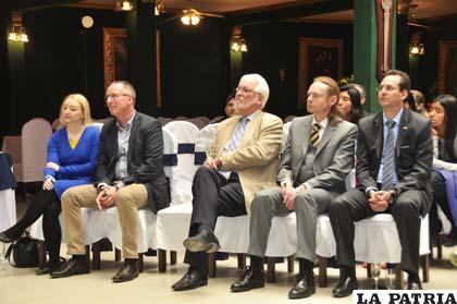 Empresarios alemanes interesados en la minería nacional se instalan en Oruro