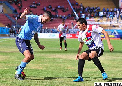 Nacional Potosí en un partido que disputó el pasado año frente al Bolívar