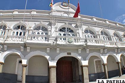 Gobernación de Oruro logró recuperar medio millón de bolivianos