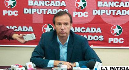 El líder del PDC, Jorge Quiroga