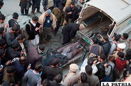 Pakistán revive masacre en escuela con ataque a universidad con 25 muertos /iris.net.co