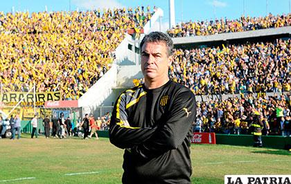Pablo Bengoechea dirigió al Peñarol desde diciembre de 2014