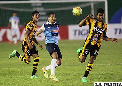 La última vez que jugaron en Santa Cruz, ganó Blooming 1-0 el 25/10/2015 /APG