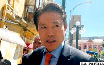 El embajador de la República de Corea del Sur, Lee Jong-Cheol