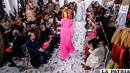 Schiaparelli y Christian Dior, presentaron sus colecciones de Alta Costura primavera-verano