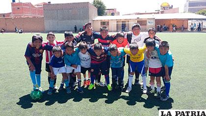 Algunos de los participantes en los cursos vacacionales