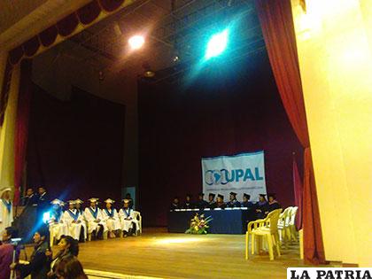UPAL realizó acto de graduación de 24 nuevos profesionales