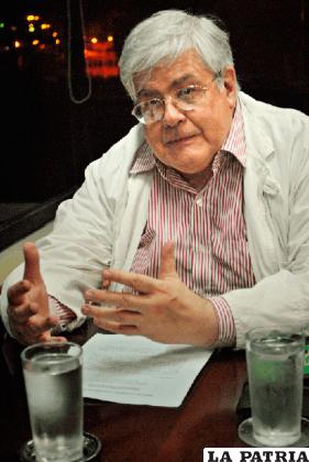 Juan Gustavo Cobo Borda