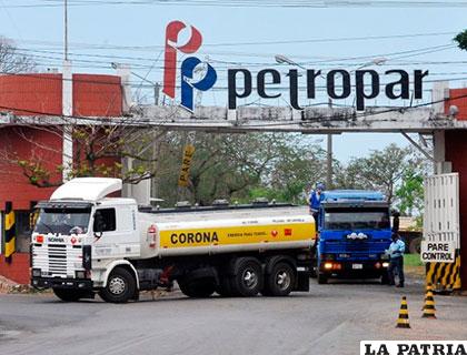 YPFB comercializa Gas Licuado a Petropar /ultimahora.com