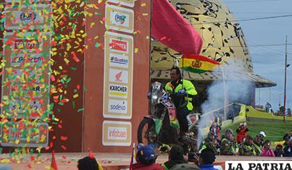 Juan Carlos Salvatierra fue bien recibido por la afición deportiva de Oruro /APG
