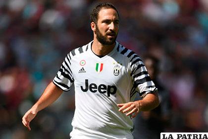 Gonzalo Higuaín actualmente es goleador de Juventus