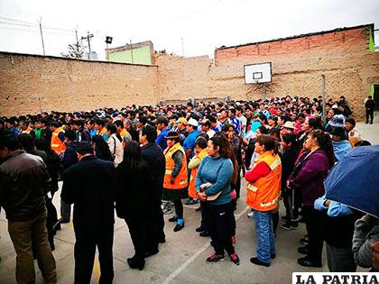 En Oruro 691 personas viven hacinadas en la cárcel de San Pedro