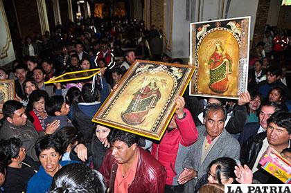 Durante la fiesta mariana de la Candelaria en Oruro