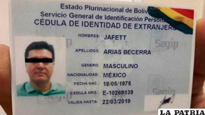 El carnet que fue entregado al narco mexicano en Bolivia /erbol.com.bo