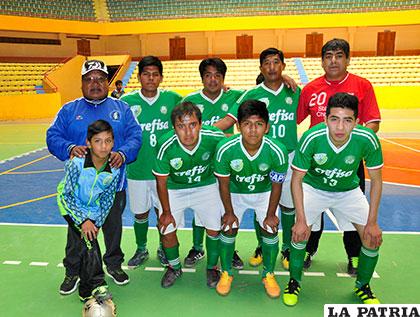 El equipo de Cre-Oruro participa en el torneo de futsal