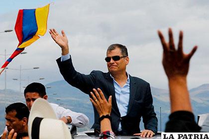 Correa en su llegada a Ecuador