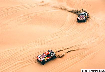 Despres que lidera en la general, deja en el camino a Sainz /dakar.com