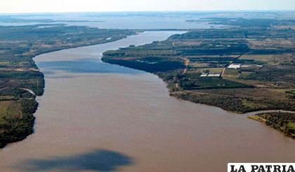 El río Paraná donde ocurrió la muerte de la pareja /El Telégrafo