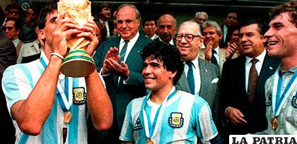 Ruggeri levantó la Copa del Mundo, junto a Maradona y Nery Pumpido, fue el año 1986 /pulsoslp.com