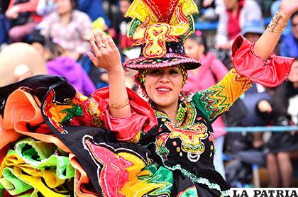 Rumbo al Carnaval de Oruro 2018 /Archivo