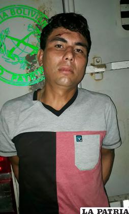 Luis Alejandro Barba Hurtado de 25 años, el sujeto que fue aprehendido en flagrancia