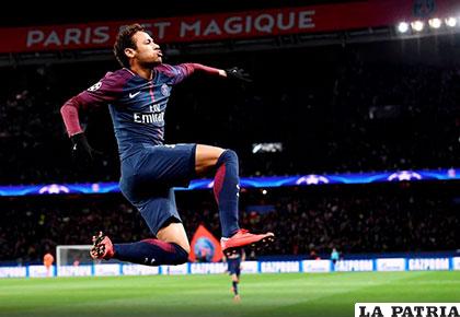 Neymar anotó cuatro goles para la victoria del PSG ante el Dijon 8-0