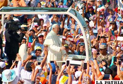 El Papa en su visita al Perú /Agencia EFE