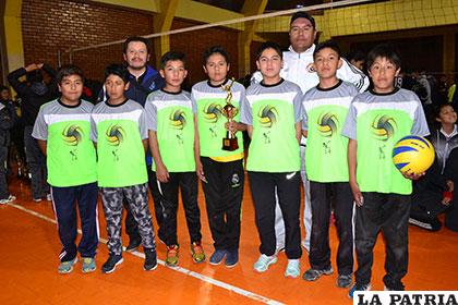 Sedcam, campeón en Mini niños en el torneo Confraternización
