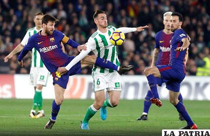 La acción del partido en el cual Barcelona venció de visita al Betis (0-5)