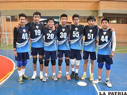 El plantel de Ingenieros que participa en la categoría Infantil