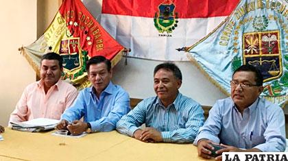  Reunión de cívicos en Cochabamba /Los Tiempos