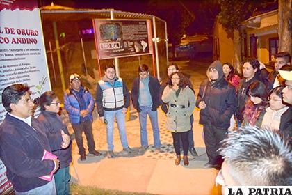 Muchos visitantes asistieron el sábado por la noche al zoológico/ LA PATRIA