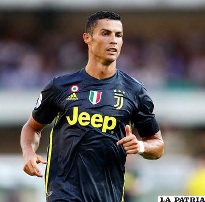 La presencia de Cristiano en Juventus ha generado que muchos hinchas acompañen a su equipo en partidos internacionales /ultimahoraec.com
