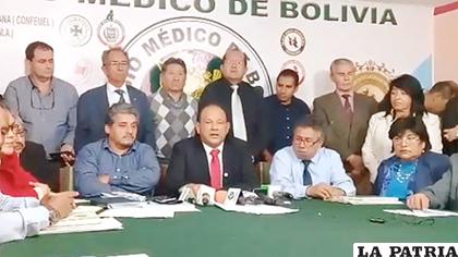 Representantes del Colegio Médico de Bolivia, rechazaron la propuesta gubernamental del SUS/ CAPTURA DE PANTALLA