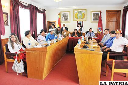 Hilaria Sejas participará en la sesión ordinaria donde se elegirá el nuevo directorio /CONCEJO MUNICIPAL